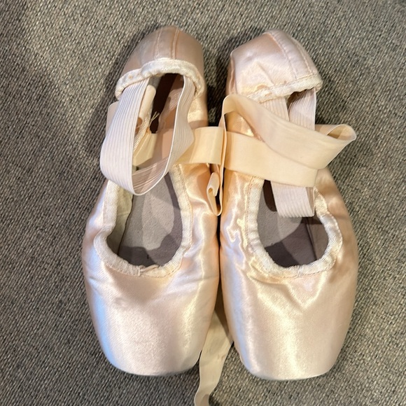 COPY - Pointe Shoe Bundle! - Picture 6 of 7